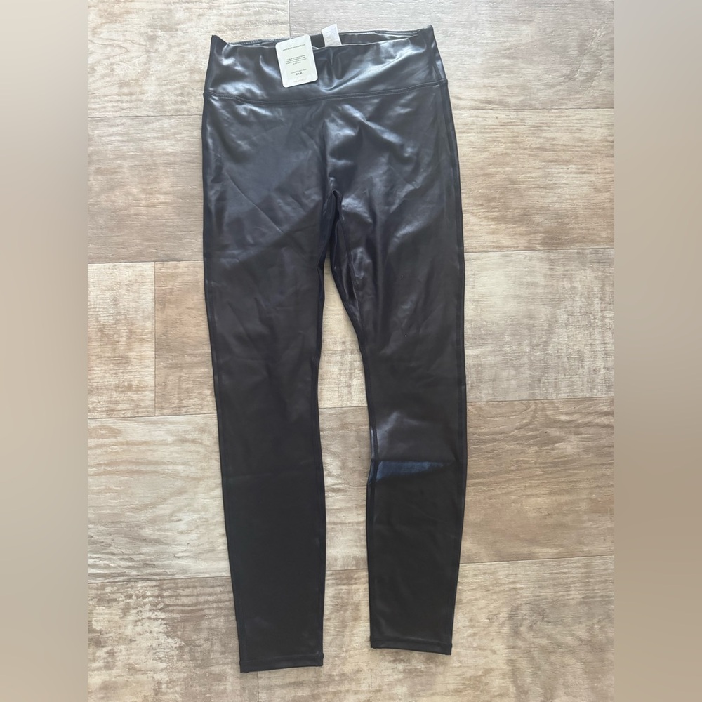 Fabletics Shiny Black Leggings